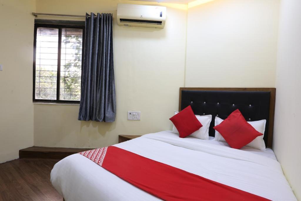 Hotel Indigo Inn Mumbai Ngoại thất bức ảnh
